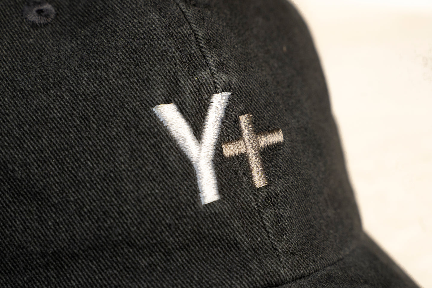 logo cap grey